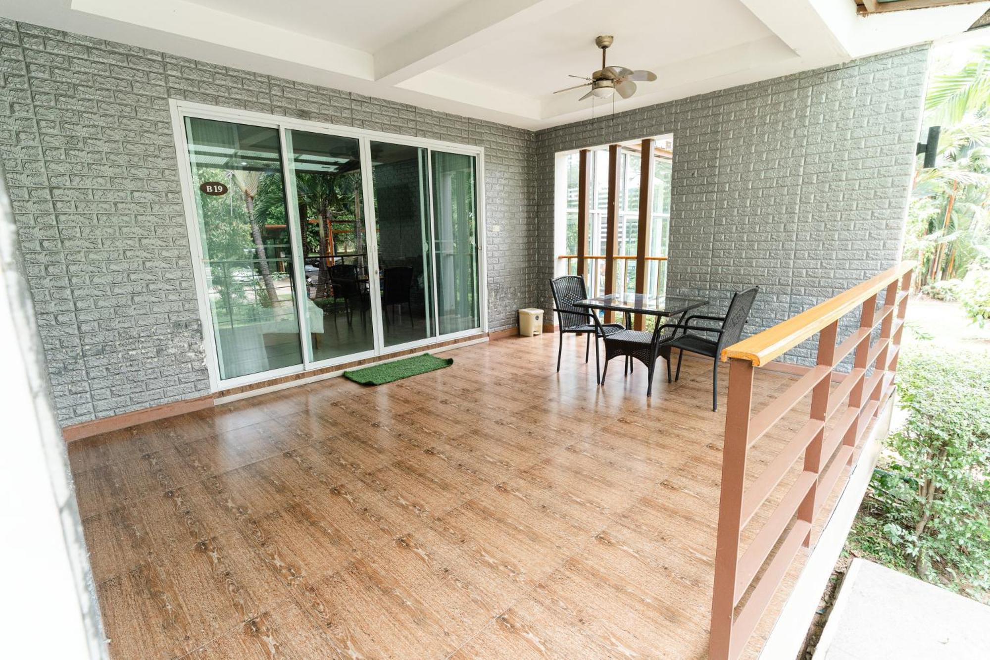 Baan Suan Khun Ta&Golf Resort Ubon Ratchathani Luaran gambar