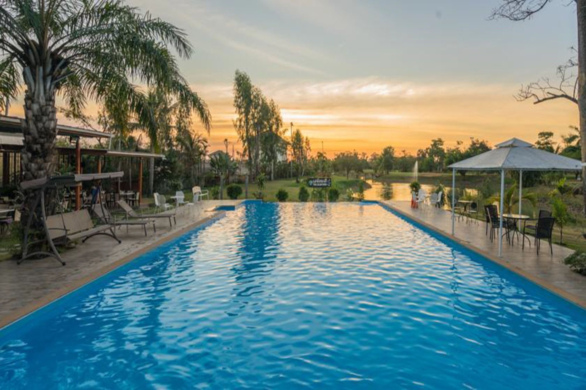 Baan Suan Khun Ta&Golf Resort Ubon Ratchathani Luaran gambar
